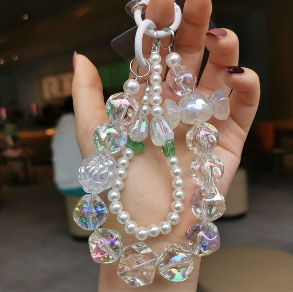 Tulip Pearl Crystal Bracelet for Bags and Phones